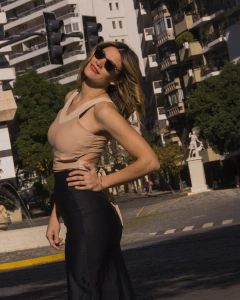 Top “Kitty” Kumari - comprar online