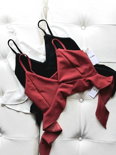 Cropped Lila - PRETO na internet