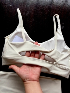 Conjunto TOP CRUZADO - OFF - USE TL