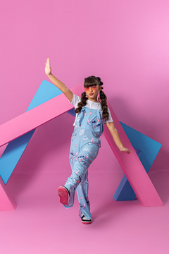 Jardineira Stitch Rosa na internet