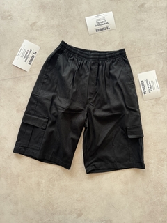SHORTS CARGO PRETO