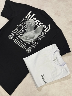 CAMISETA BLESSED na internet