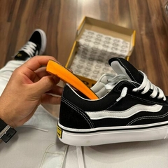 TÊNIS MAD RATS OLD SCHOOL PRETO BRANCO na internet