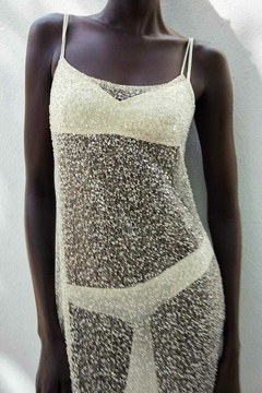 Vestido bordado ZARA en internet