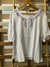 blusa con bordado