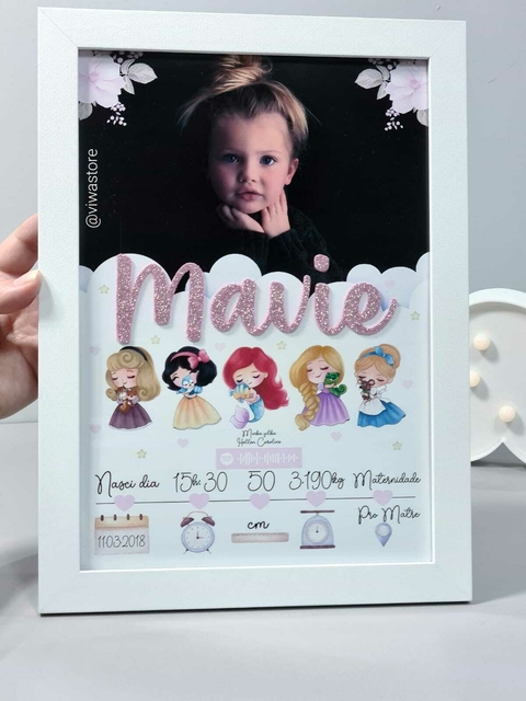 QUADRO MEU NASCIMENTO COM QR CODE DE MÚSICA SPOTIFY (LINHA DO TEMPO PRINCESAS DISNEY)