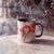 caneca pennywise - gato soturna arte, especial horror/terror - comprar online