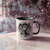 caneca primeiramente café/chá - gato soturna arte na internet