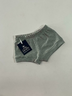 Short pañalero