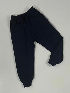 PANTALON CON FRISA ESCOLAR