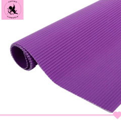 Carton corrugado - violeta