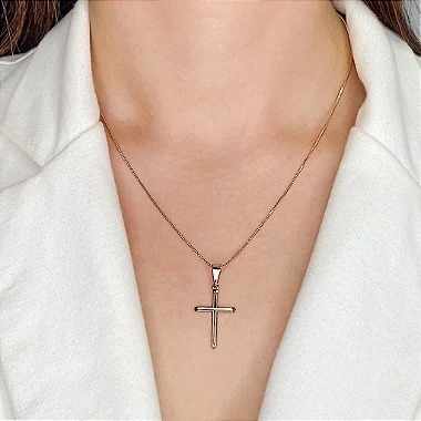 Colar Com Pingente Cruz - comprar online