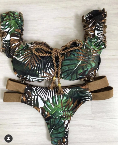 Conjunto de biquíni feminino plissado