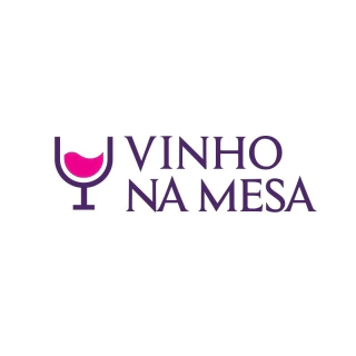 Vinho na mesa