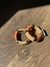 Bracelete em metal com trabalho em corda natural - comprar online