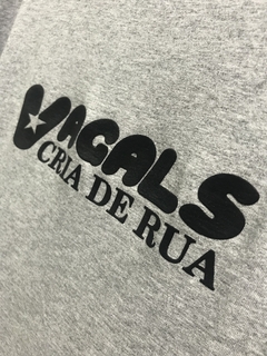 Imagem do CAMISETA VAGALS CRIA DE RUA - ESTAMPA EM SILK - ALGODÃO CINZA G