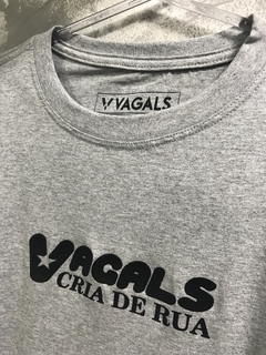 CAMISETA VAGALS CRIA DE RUA - ESTAMPA EM SILK - ALGODÃO CINZA G - loja online