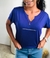 TSHIRT GOLA V PREMIUM - "Gente boa se atrai" - Closet Tamires Soares