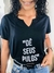 TSHIRT GOLA V PREMIUM “De seus pulos” na internet