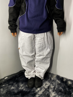 CALÇA CARGO BRANCO na internet