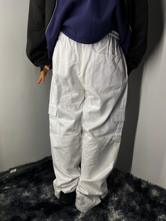 Imagem do CALÇA CARGO BRANCO