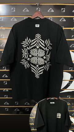 Remera Over Kalos - comprar online
