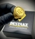 Anel Letra Oval Cravejado - Banhado A Ouro 18k - comprar online