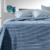 Manta Karsten Linhares - Azul - comprar online