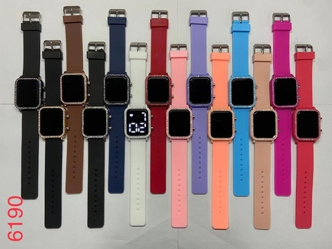 RELÓGIO DIGITAL DE PULSO QUADRADO COM STRASS / CÓD. 7909981