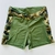 Short Slim recorte na lateral - Verde C/ Camuflado