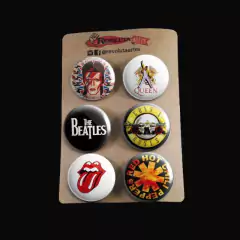 Kit com seis bottons ou imãs estampas de música, bandas, cantores e cantoras.