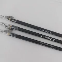 Delineador en Lapiz Negro|Blanco