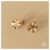 Brinco design mini folha banhado em ouro 18k. - Belaluk | Semijoias finas femininas