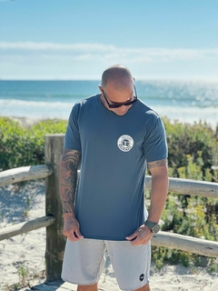 Camiseta Minimalista DnaSurf Azul Profundo