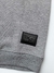 Buzo con broche en internet