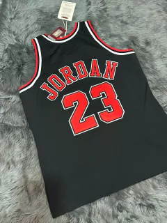 JERSEY RETRO CLASICO MITCHELL & NESS