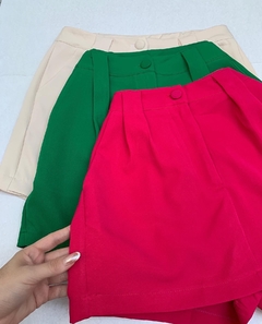 Short Saia Ary na internet