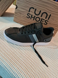 Imagen de Zapatillas Runi $34000 art.4222 PRECIO MINORISTA $53500