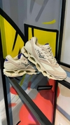 Tenis Mizuno LS Flor de Lotus