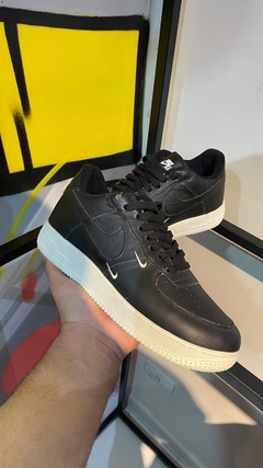 Tenis Nike Air Force na internet