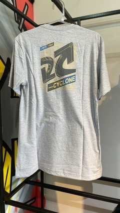 Camiseta Surf Cyclone - comprar online