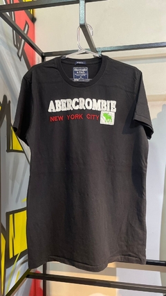 Camiseta Abercrombie e Fitch