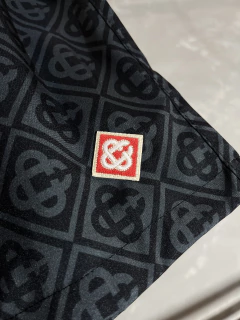 Bermuda Casa Blanca na internet