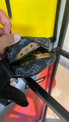 Shoulder Bag Louis Vuitton - comprar online