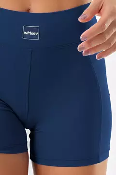 Shorts Tais Azul Marinho na internet