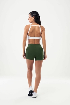 Shorts Pandora Verde Militar na internet