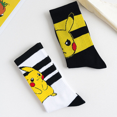Meia Pikachu na internet