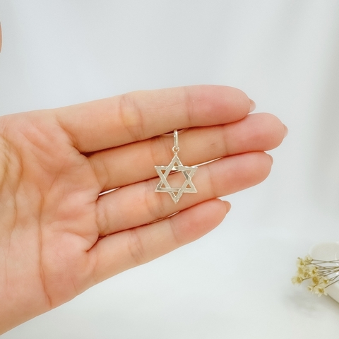 Pingente Joemi Estrela de Davi Vazada Prata - comprar online