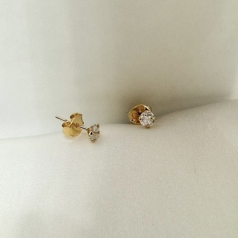 Brinco Joemi Ponto de Luz P Semijoia