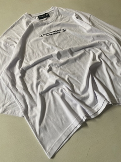 Remera Off Limits “Boxy” - JHwear